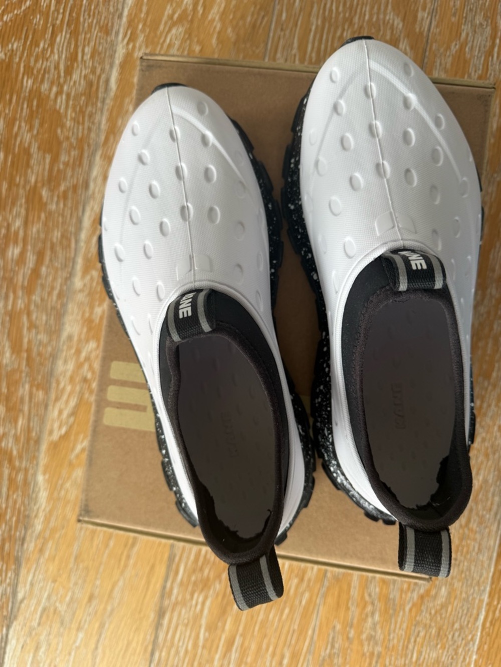 Men's Kane Revive AC - White / Black size 9 - Picture 6 of 7